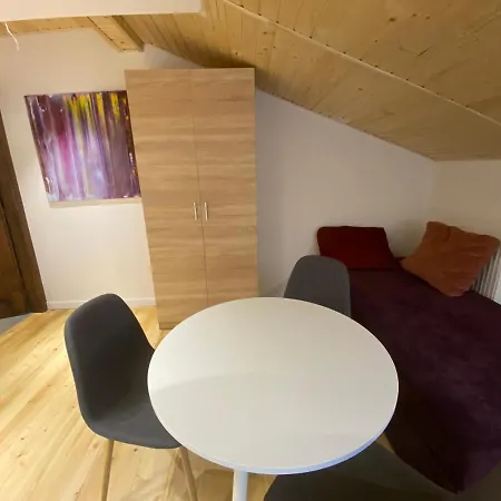 апарт-готель в центрі львова на вул. лесі українки 19/15 Львов