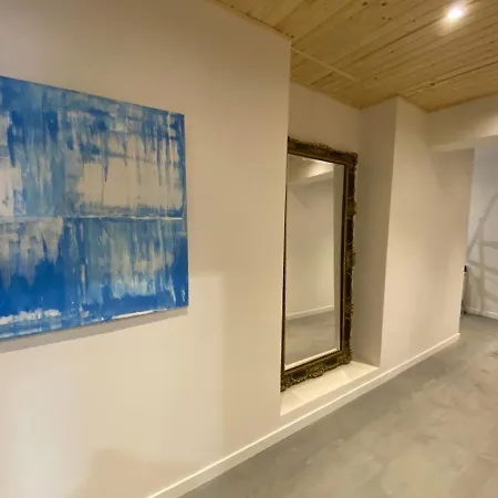 на вулиці лесі українки 19 Apartment
