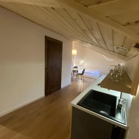 на вулиці лесі українки 19 Lvov