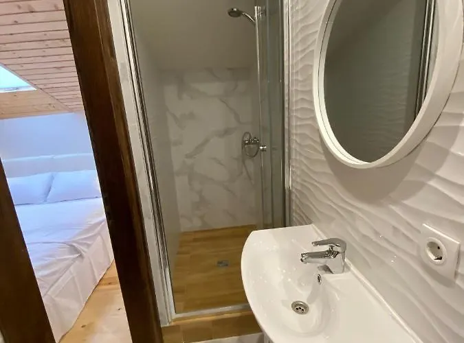 апарт-готель в центрі львова на вул. лесі українки 19/15 * Львів