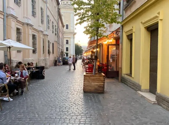 апарт-готель в центрі львова на вул. лесі українки 19/15 *