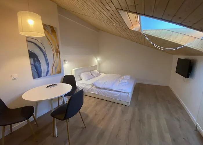 апарт-готель в центрі львова на вул. лесі українки 19/15 * Львів