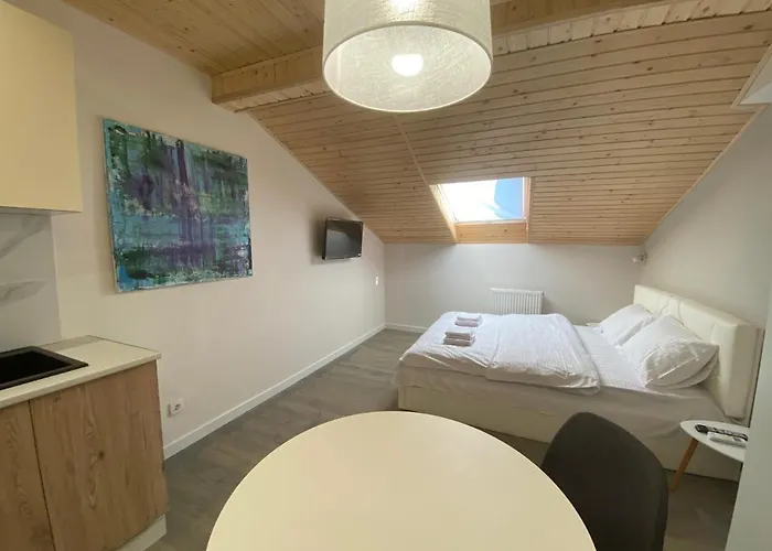 Apartamento на вулиці лесі українки 19 *